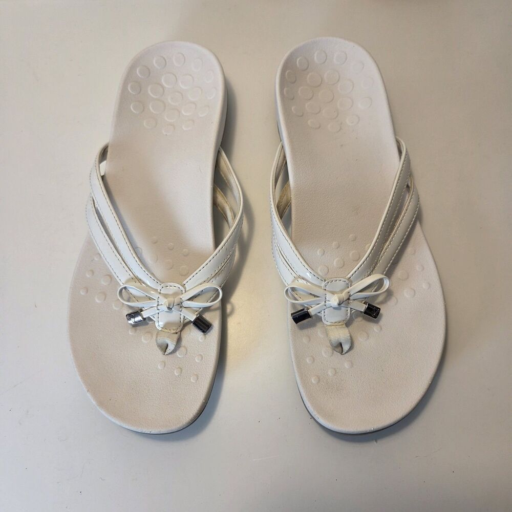 Vionic White Thong Sandals Flip Flops Orthotic Arch Support Womens Size 6.5